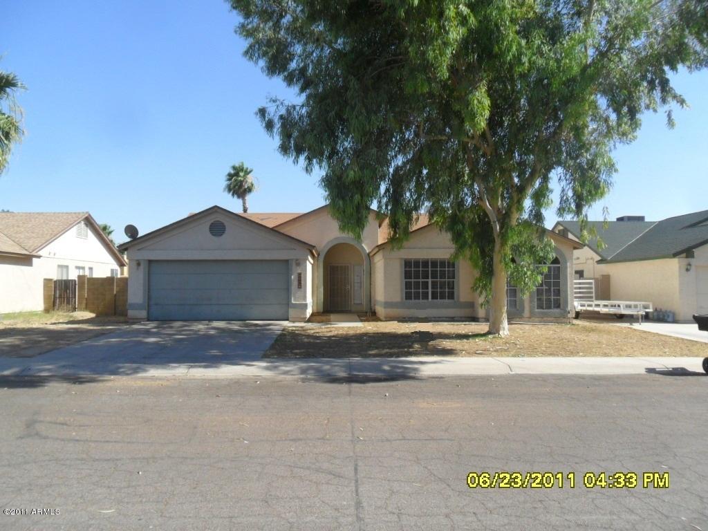 8009 W Denton Ln., Glendale, AZ 85303