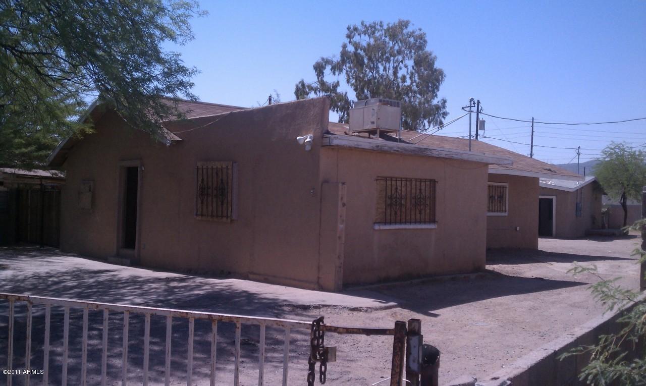 1709 E Encinas Ln., Phoenix, AZ 85040