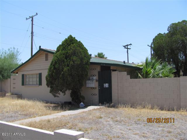 2113 E Osborn Rd., Phoenix, AZ 85016