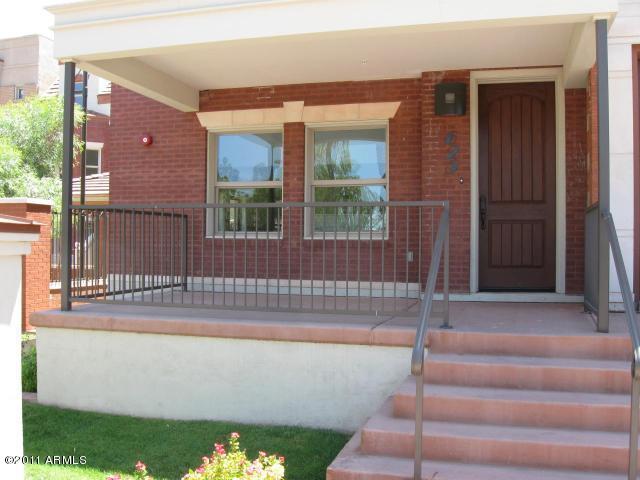 625 S Roosevelt St., Tempe, AZ 85281