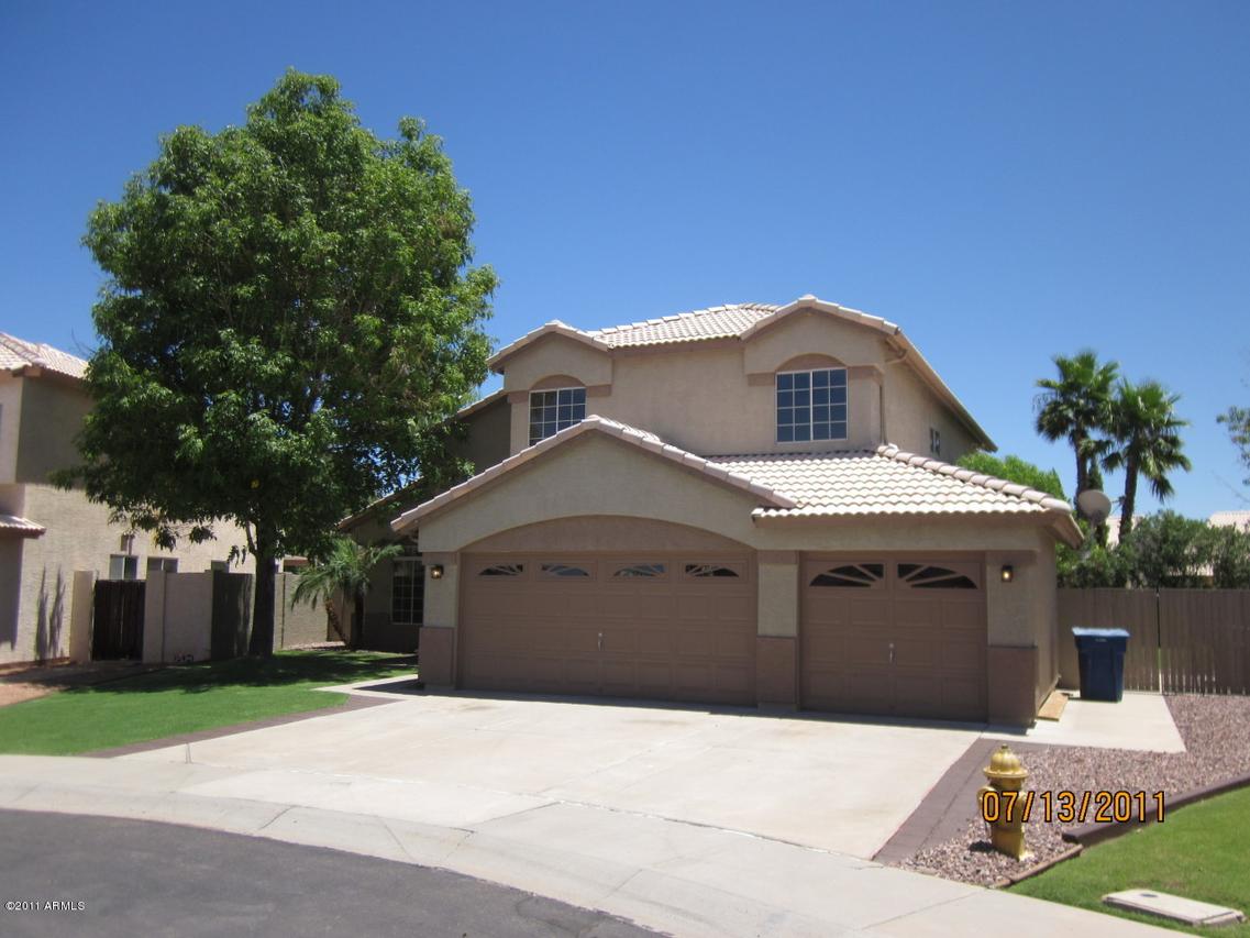 907 N Cobblestone St., Gilbert, AZ 85234