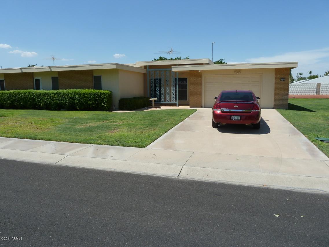 10326 W Garnette Dr., Sun City, AZ 85373