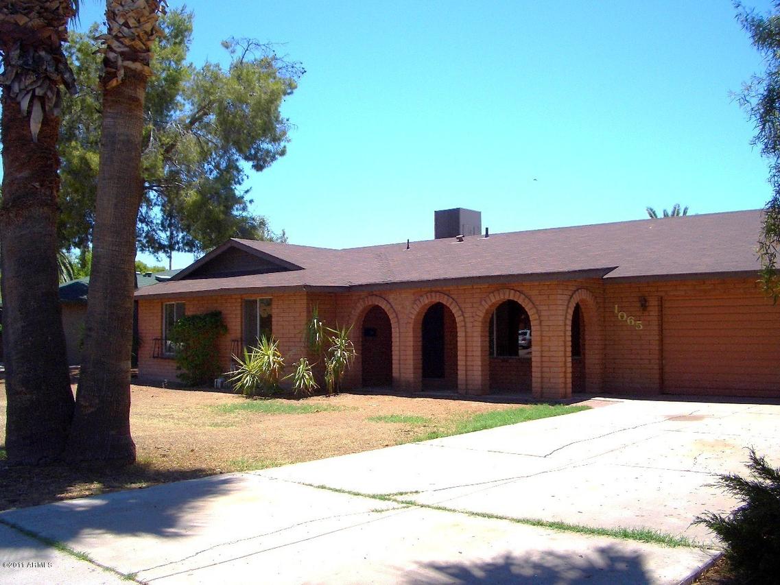1065 E Watson Dr., Tempe, AZ 85283