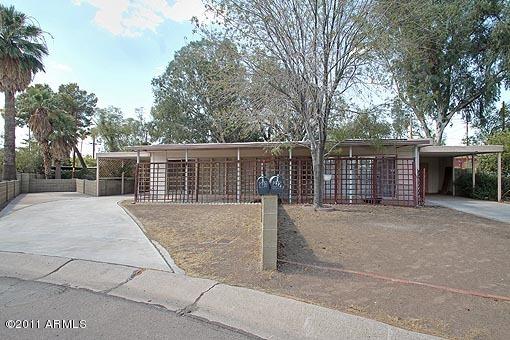 810 E Redondo Dr., Tempe, AZ 85282