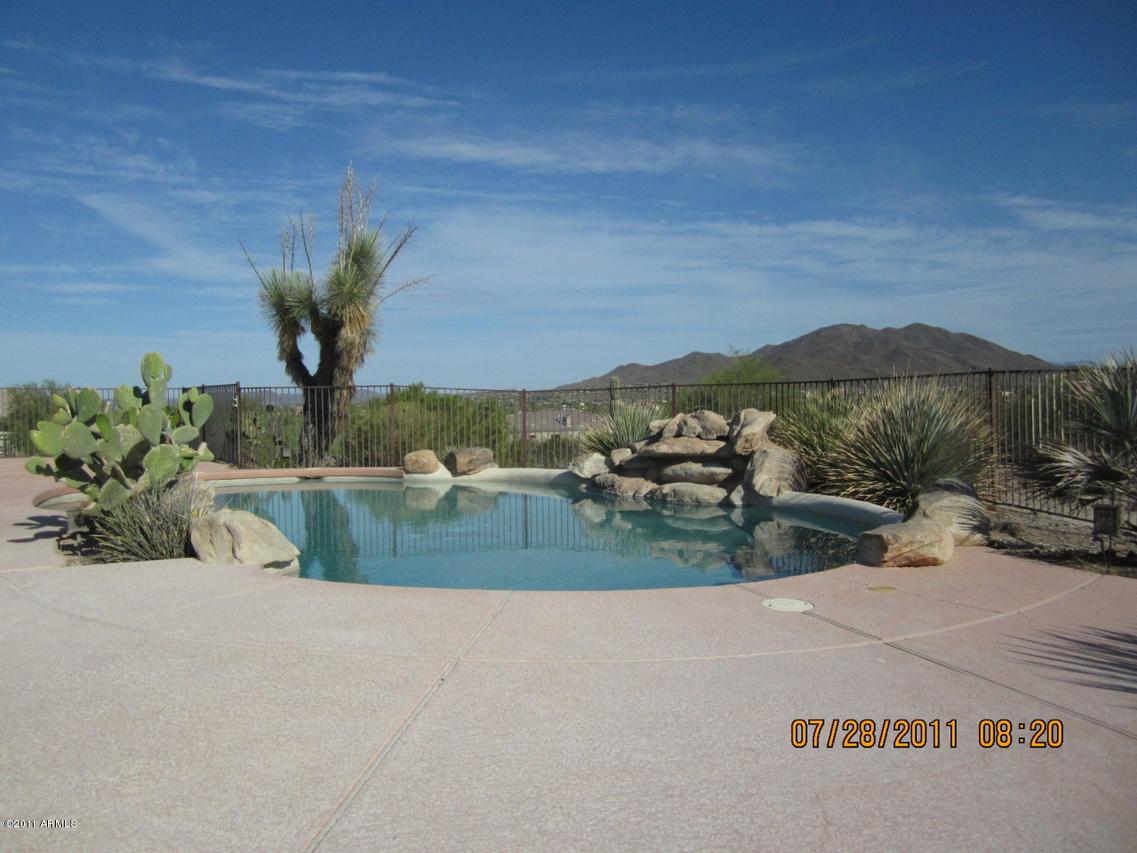 132 E Ridgecrest Rd., Phoenix, AZ 85086