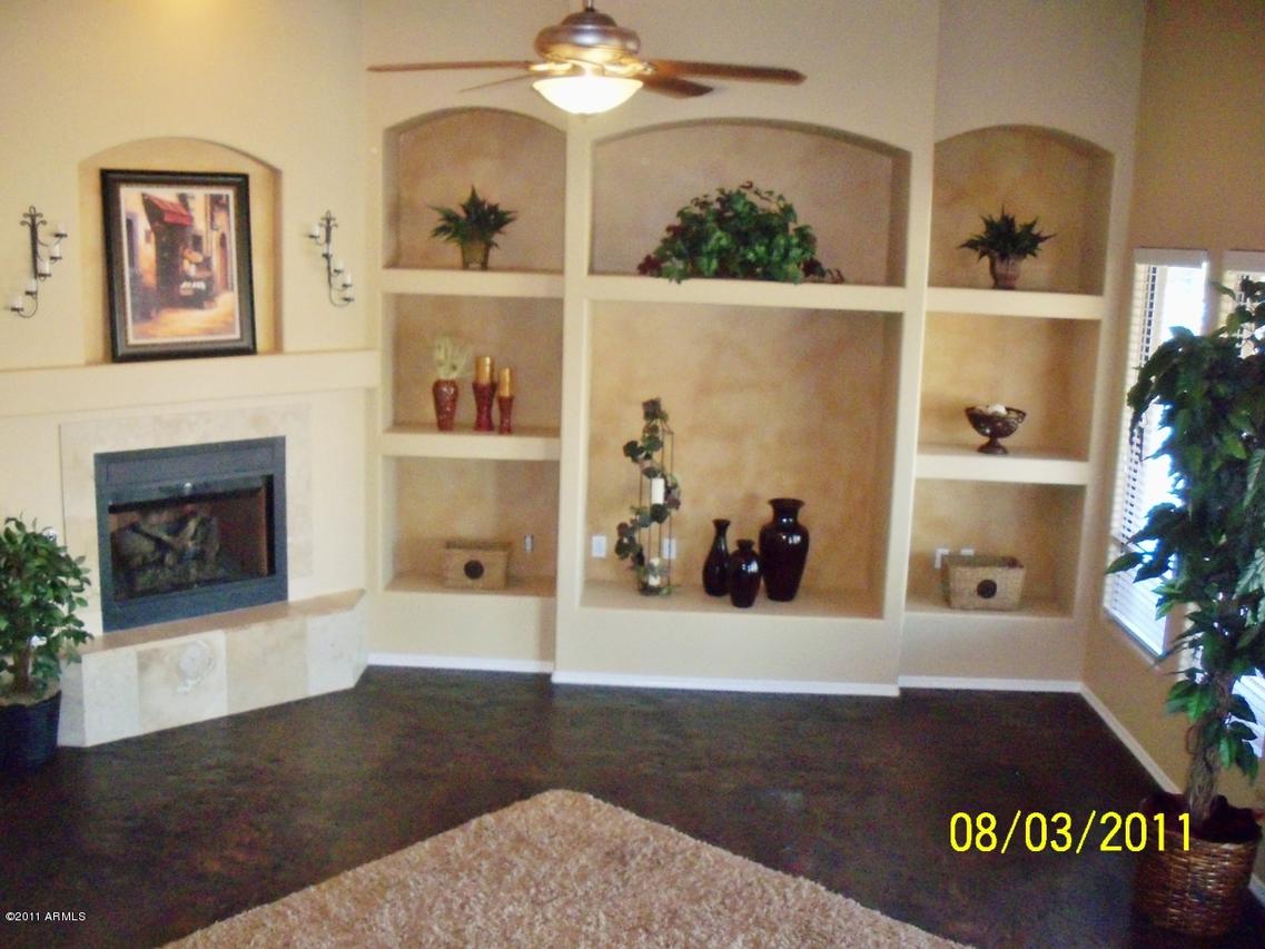 39723 N 7th Ave., Phoenix, AZ 85086