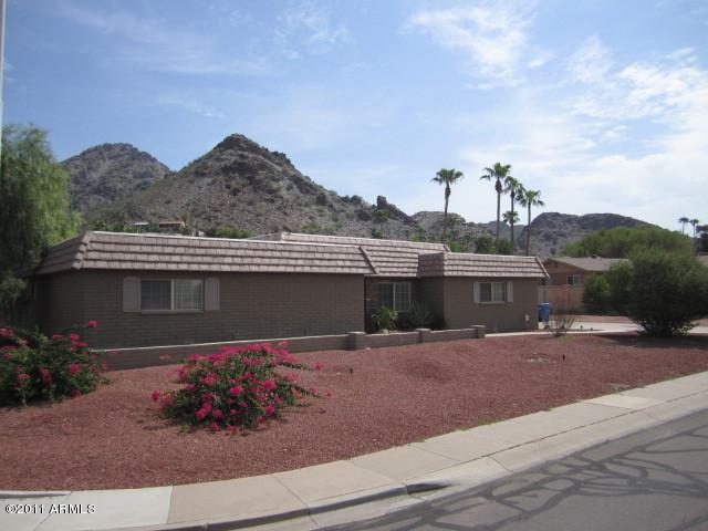 2212 E Lincoln Dr., Phoenix, AZ 85016