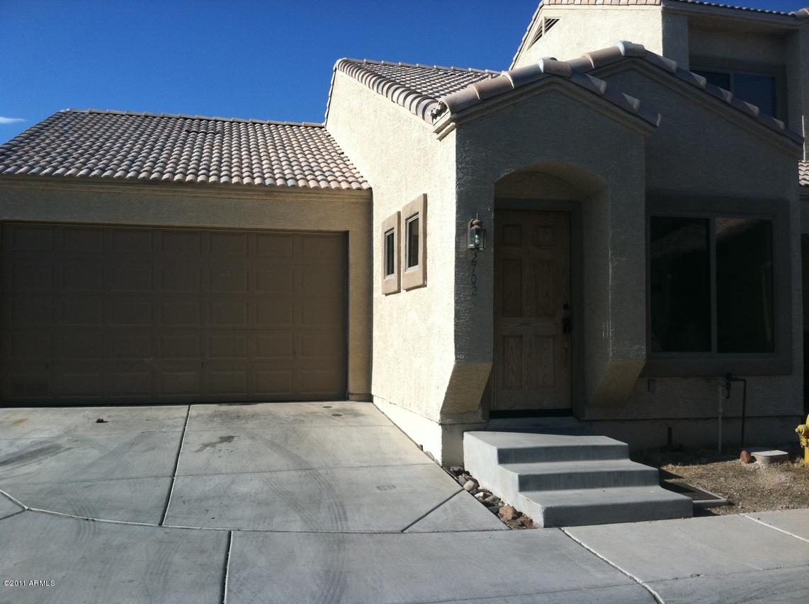 2702 E Schiliro Cir., Phoenix, AZ 85032