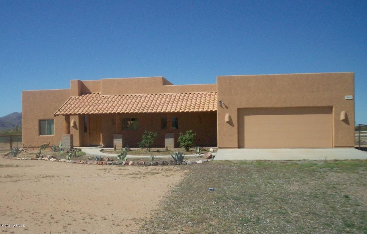 49912 N 4 St., Aguila, AZ 85320