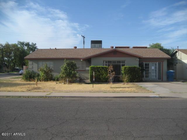 3725 E Sheridan St., Phoenix, AZ 85008