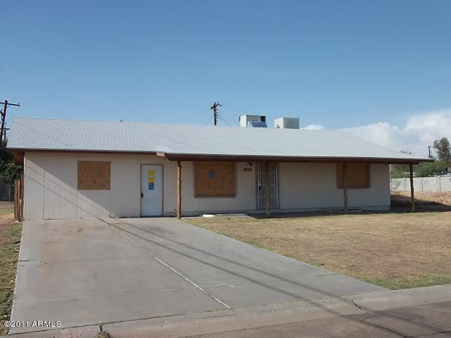 8702 E Rose St., Mesa, AZ 85208