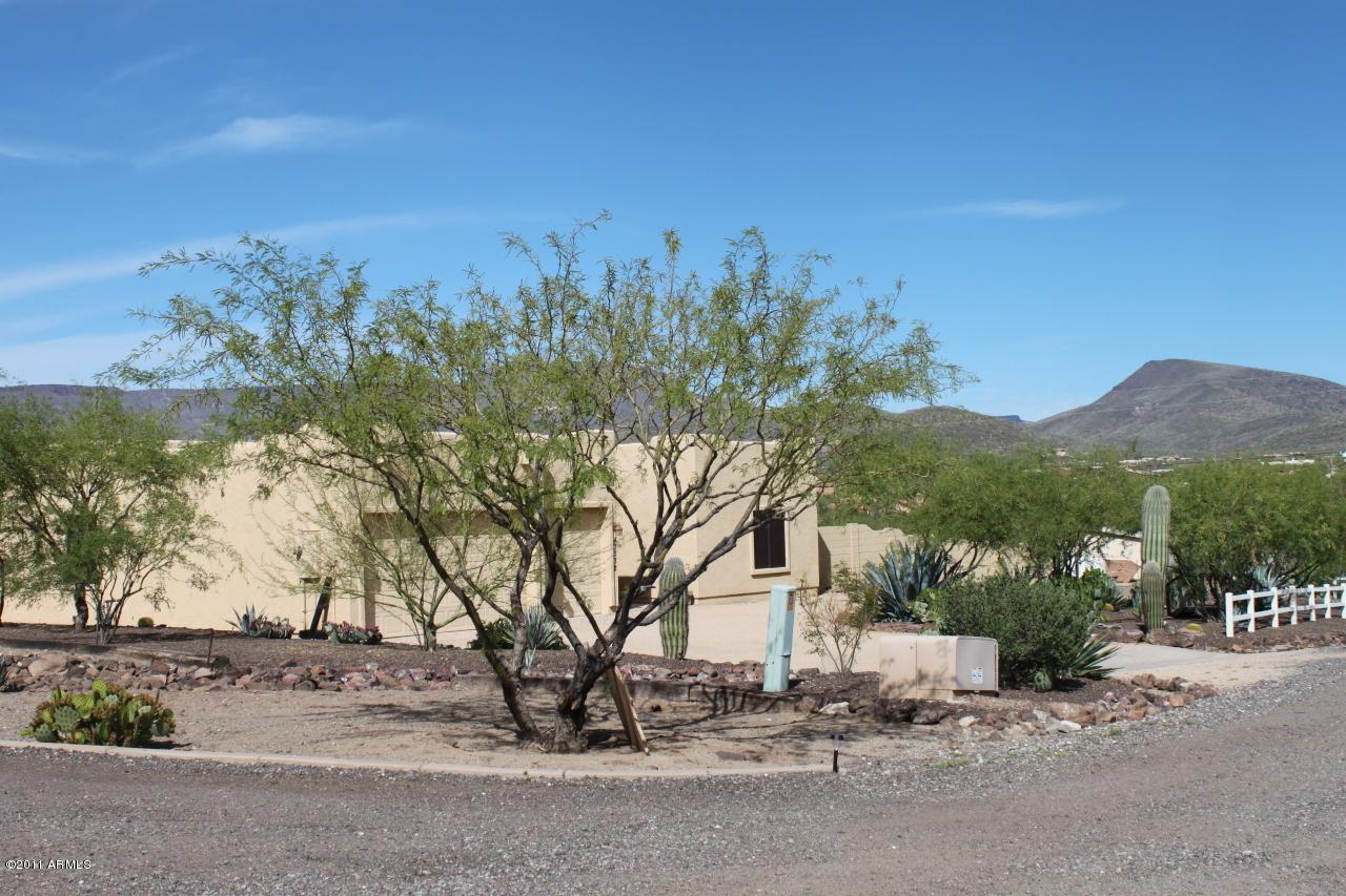 43332 N 12th St., New River, AZ 85087