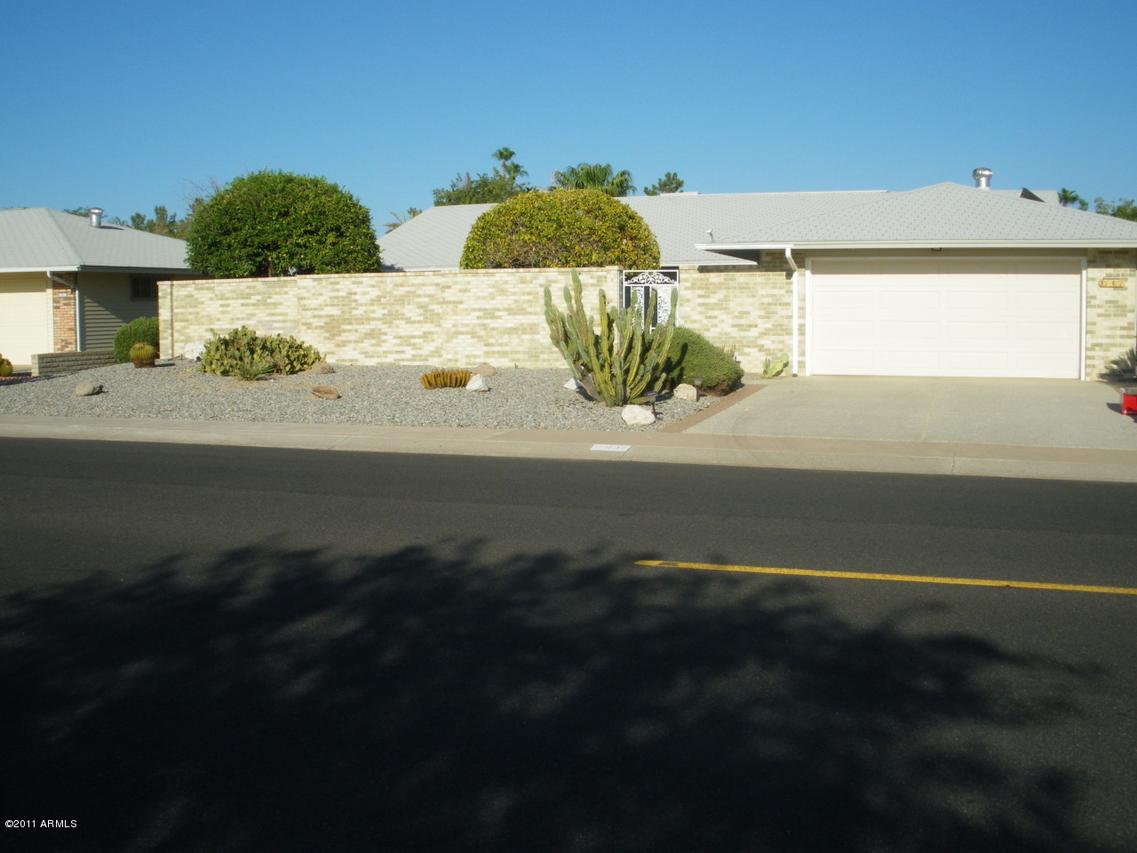 17407 N Lindgren Ave., Sun City, AZ 85373