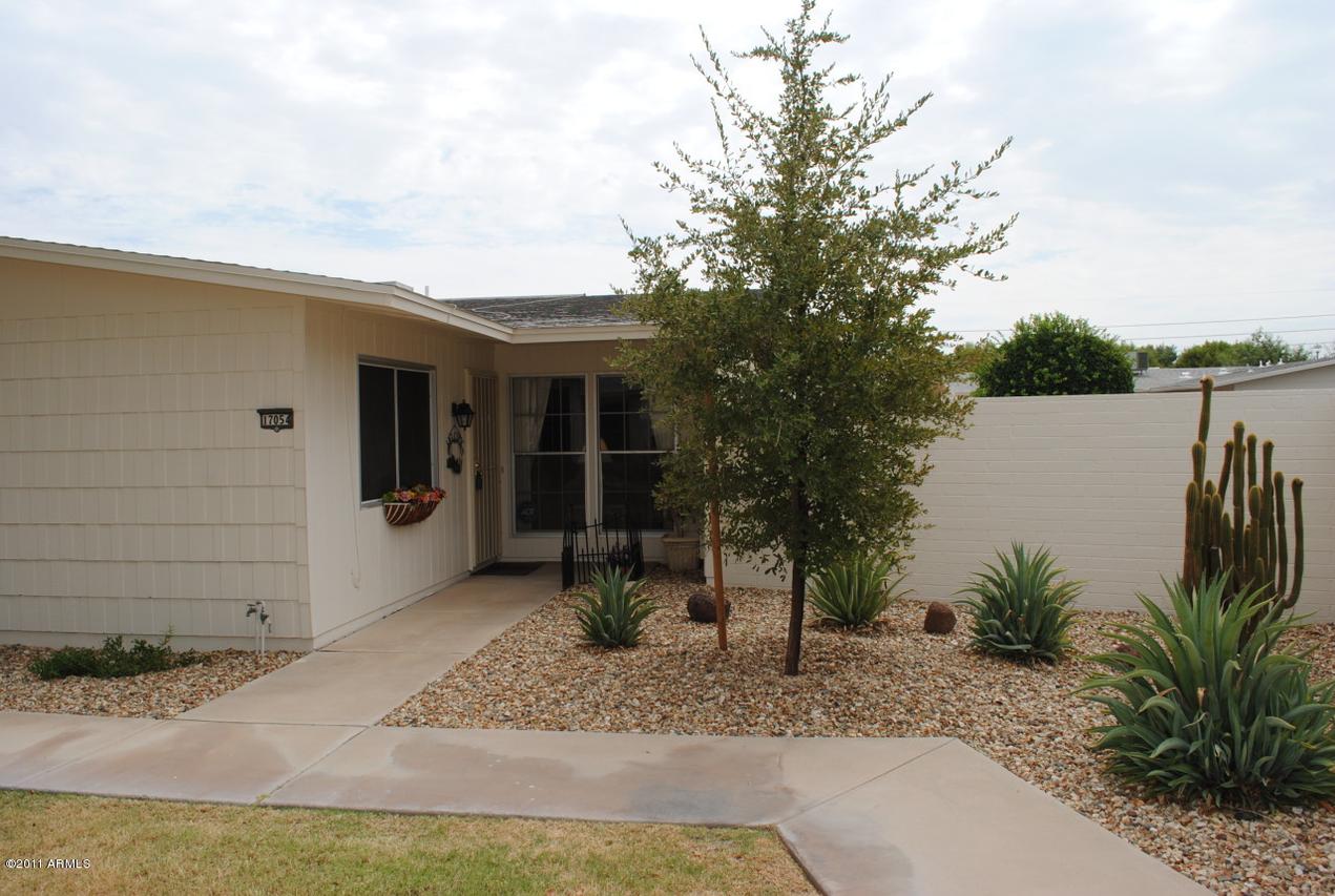 17054 N 105th Ave., Sun City, AZ 85373