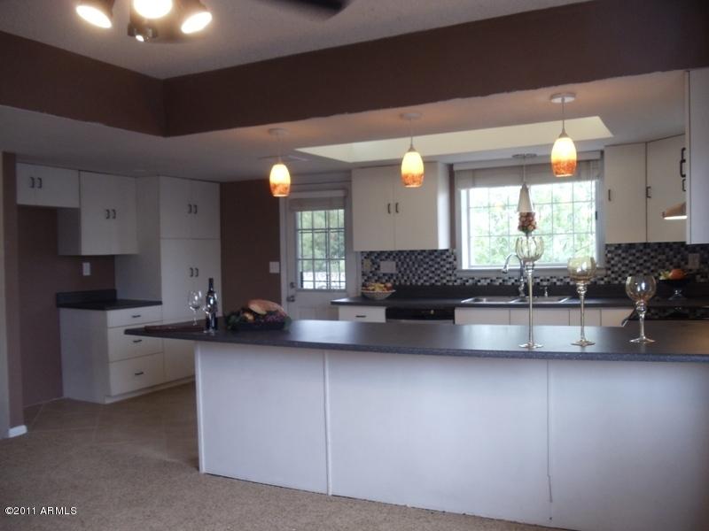 6410 N 46th Dr., Glendale, AZ 85301