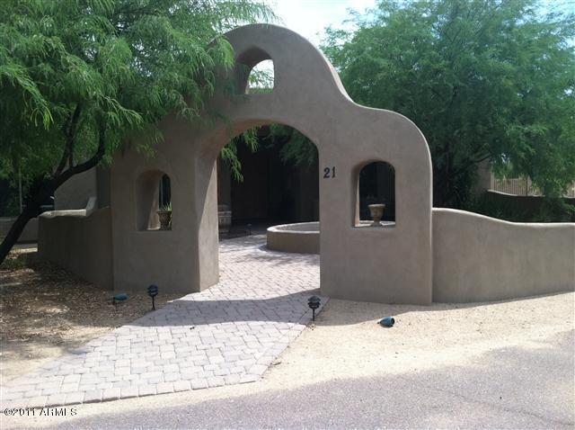 21 E Tanya Rd., Phoenix, AZ 85086