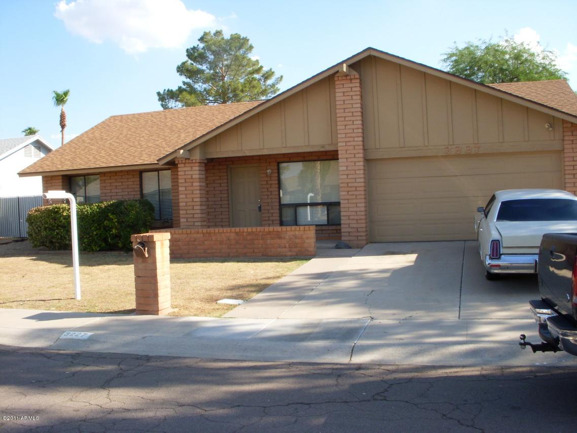 3227 W Angela Dr., Phoenix, AZ 85053