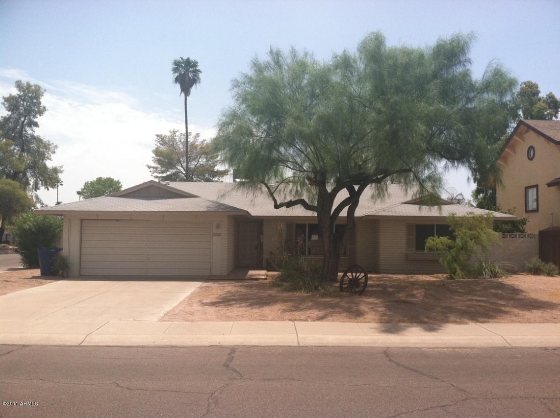 1733 E Laguna Dr., Tempe, AZ 85282