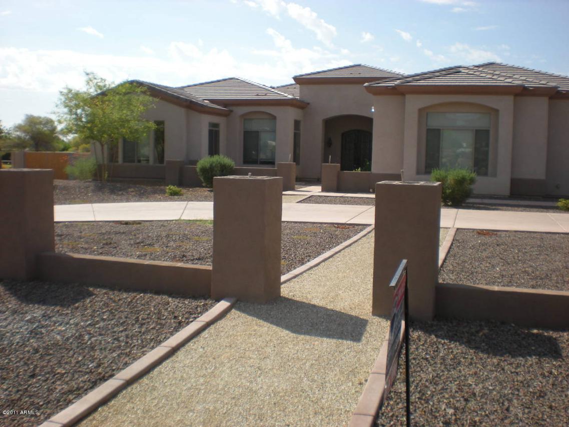 4817 W Saguaro Park Ln., Glendale, AZ 85310
