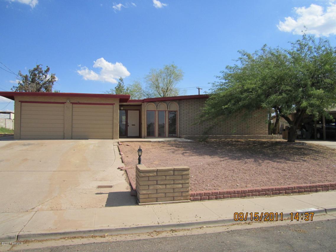 1805 W Mountain View Cir., Mesa, AZ 85201