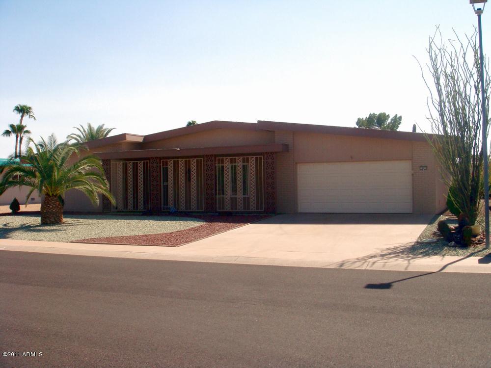 10829 W Manzanita Dr., Sun City, AZ 85373