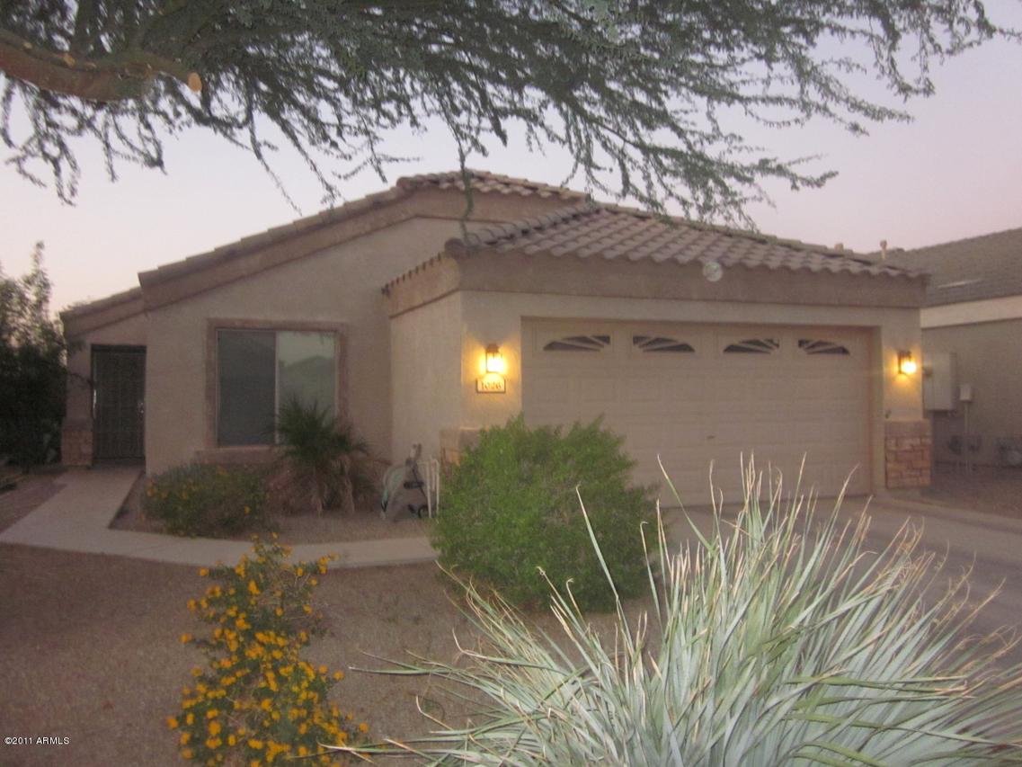 1026 E Christopher St., San Tan Valley, AZ 85140