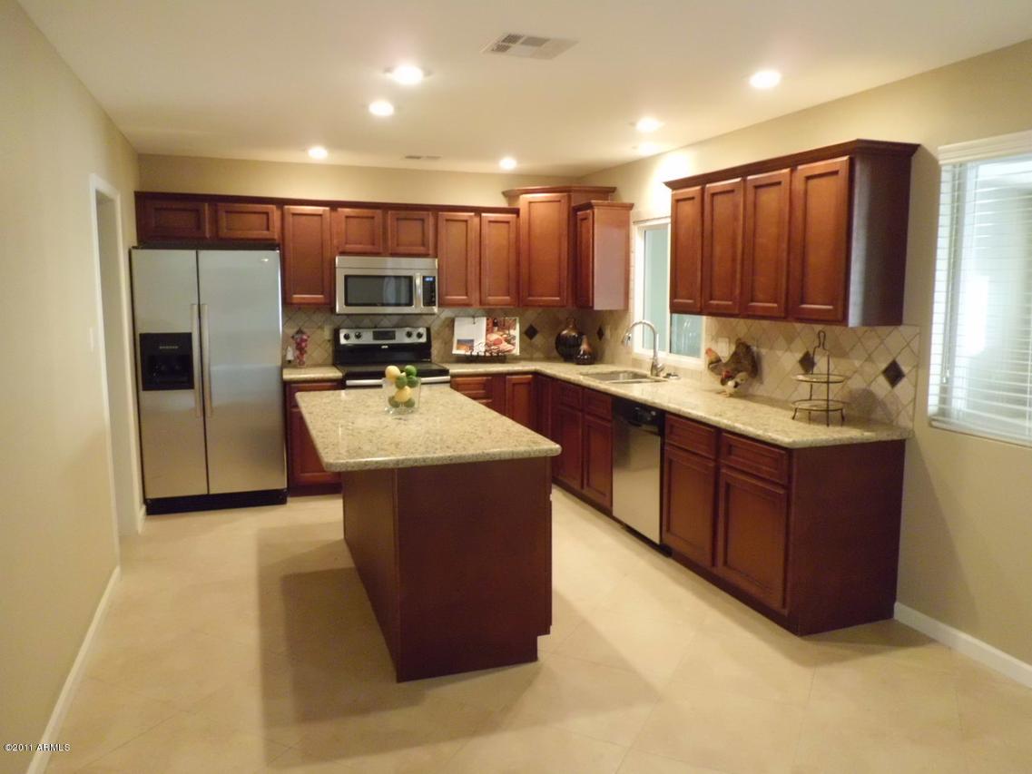 2130 E Greenway Dr., Tempe, AZ 85282