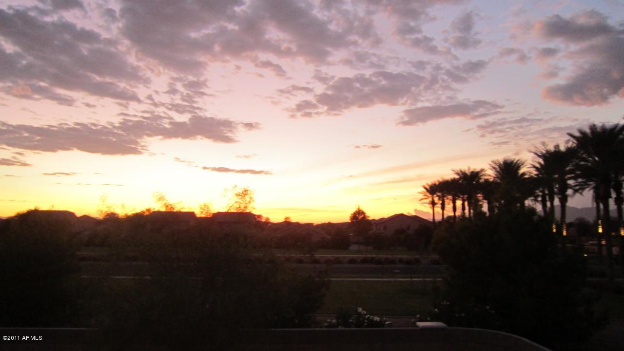 21136 N Donithan Way, Maricopa, AZ 85138