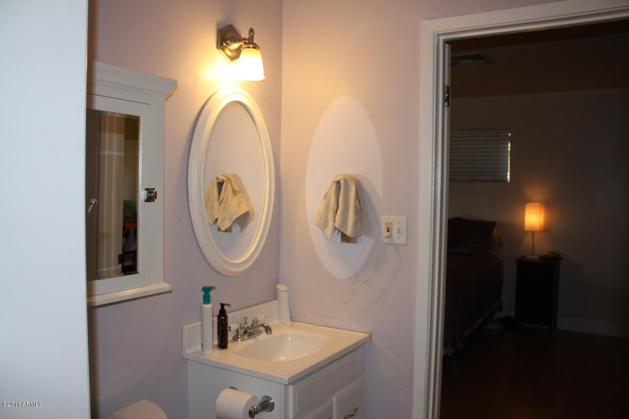 2008 N 29th St., Phoenix, AZ 85008