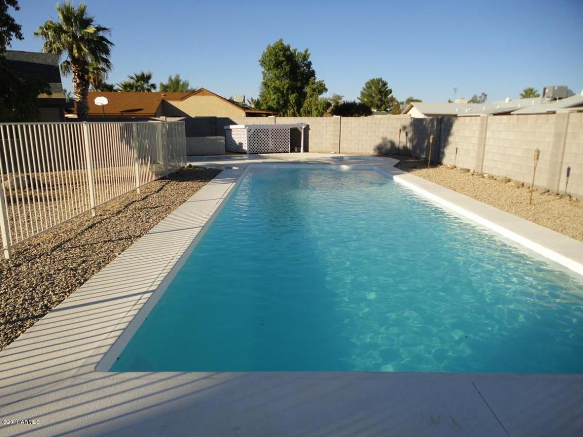 1015 W Blackhawk Dr., Phoenix, AZ 85027