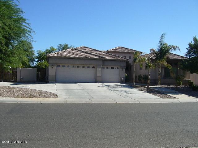5545 N 83rd Dr., Glendale, AZ 85303