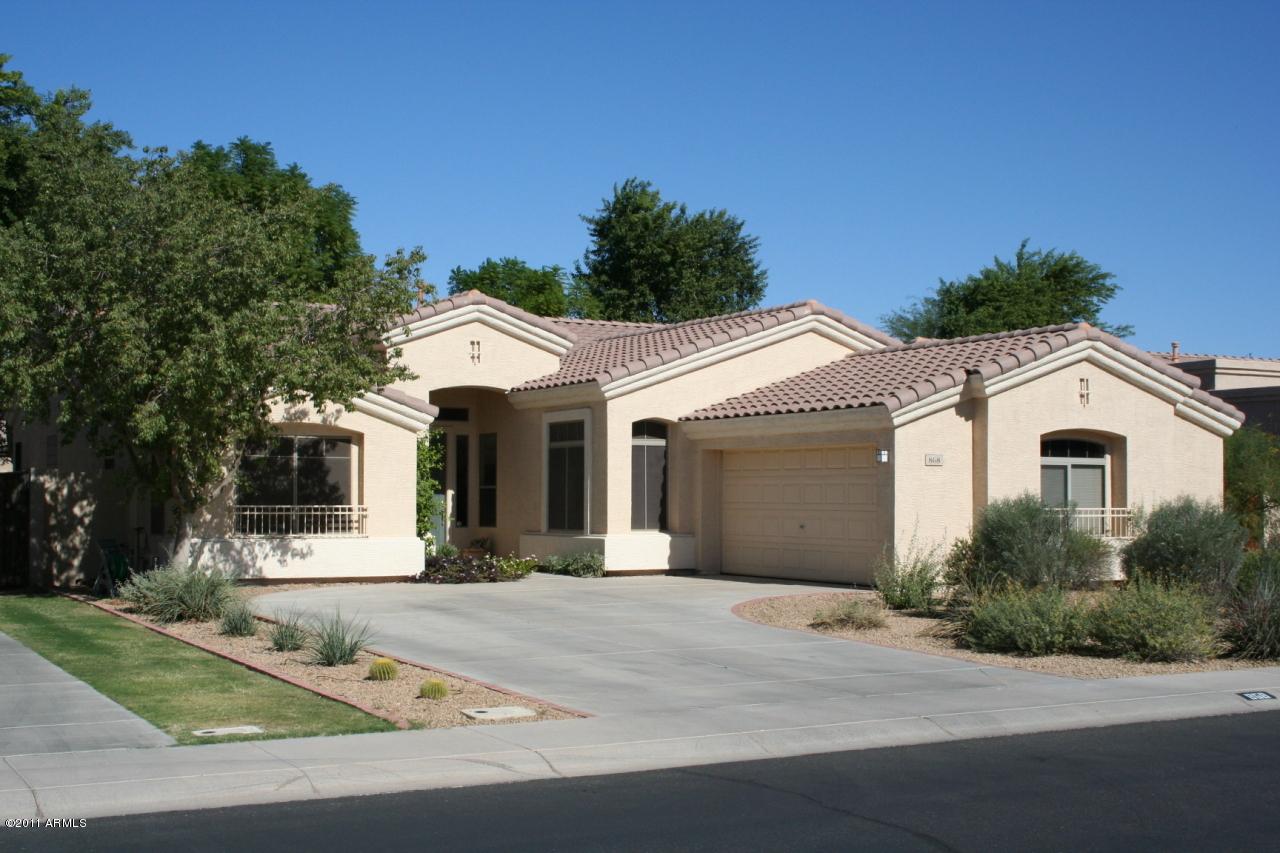 868 E Loma Vista St., Gilbert, AZ 85296