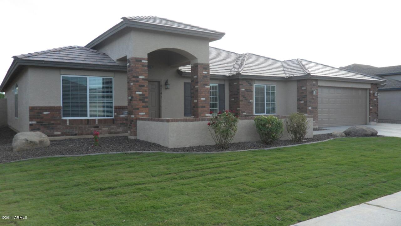 4141 E Meadow Creek Way, San Tan Valley, AZ 85140