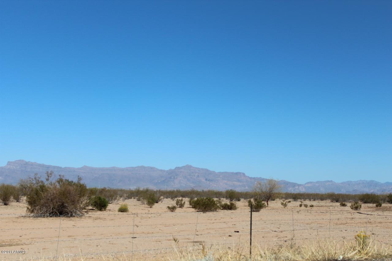 1600 E Lobo St., San Tan Valley, AZ 85140