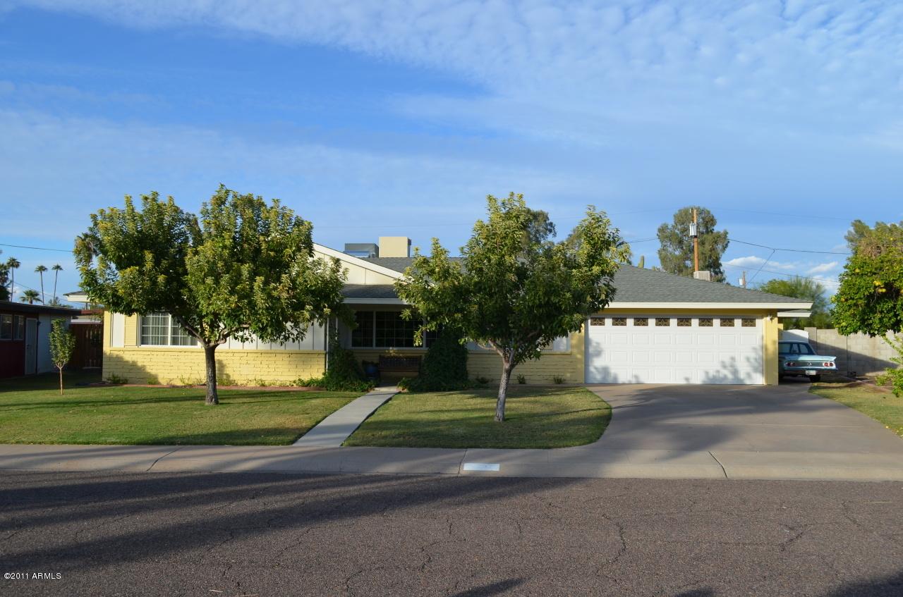 2410 W Angela Dr., Phoenix, AZ 85023