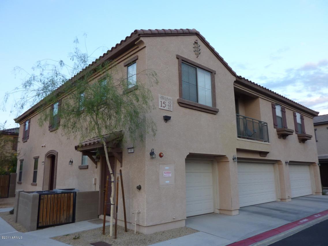 1250 S Rialto #44, Mesa, AZ 85209