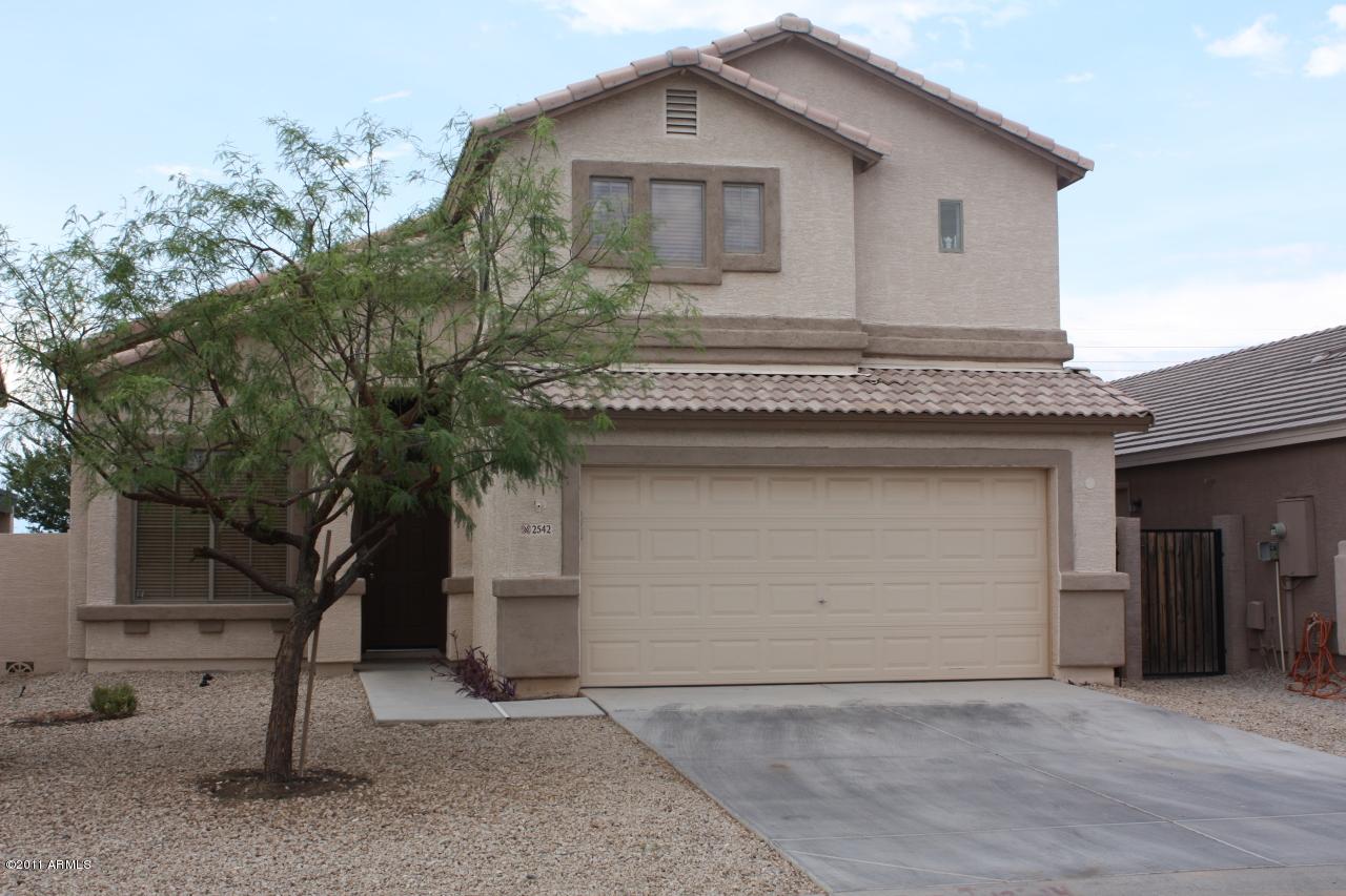 2542 E Silversmith Tr., San Tan Valley, AZ 85143