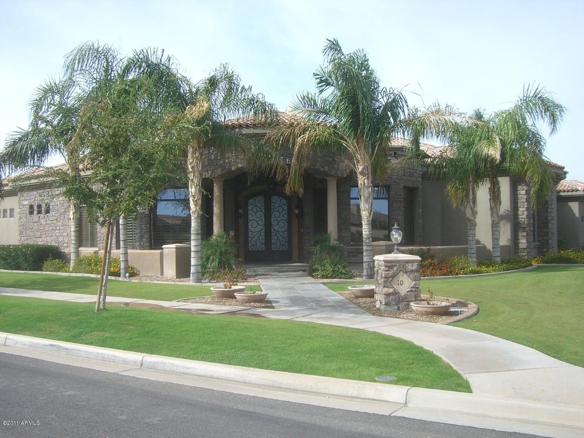 102 W Macaw Dr., Chandler, AZ 85286