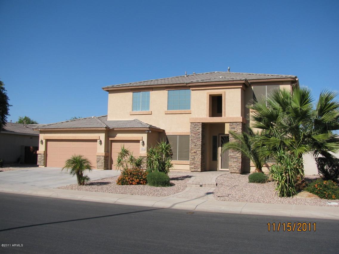 3332 E Canyon Way, Chandler, AZ 85249