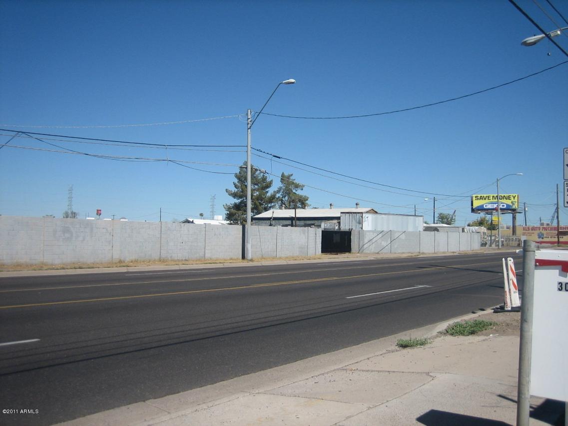 3002 W Buckeye Rd., Phoenix, AZ 85009