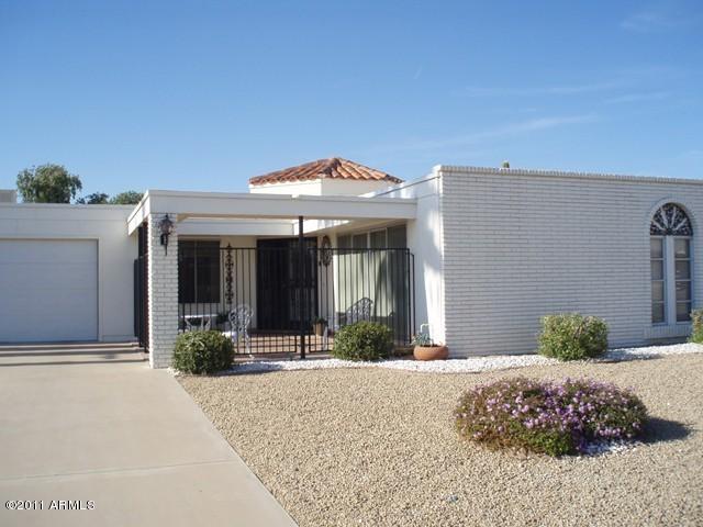 16206 N Meadow Park Dr., Sun City, AZ 85351