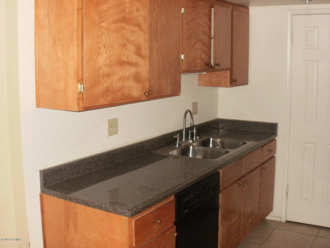 10214 N 7th Pl. #B, Phoenix, AZ 85020