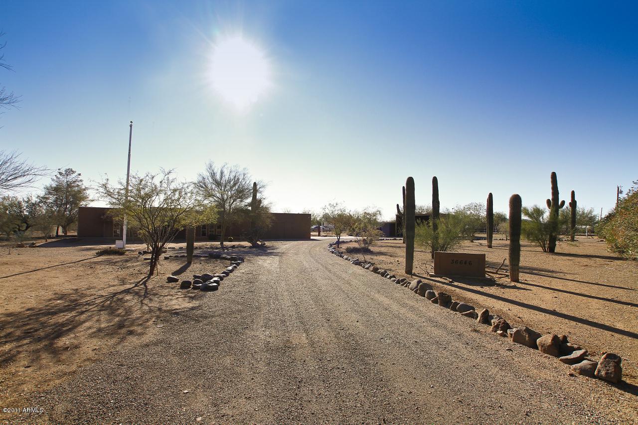 36646 N 21st St., Phoenix, AZ 85086