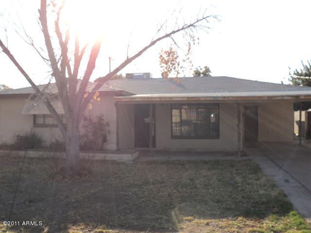 2412 N 37th Way, Phoenix, AZ 85008