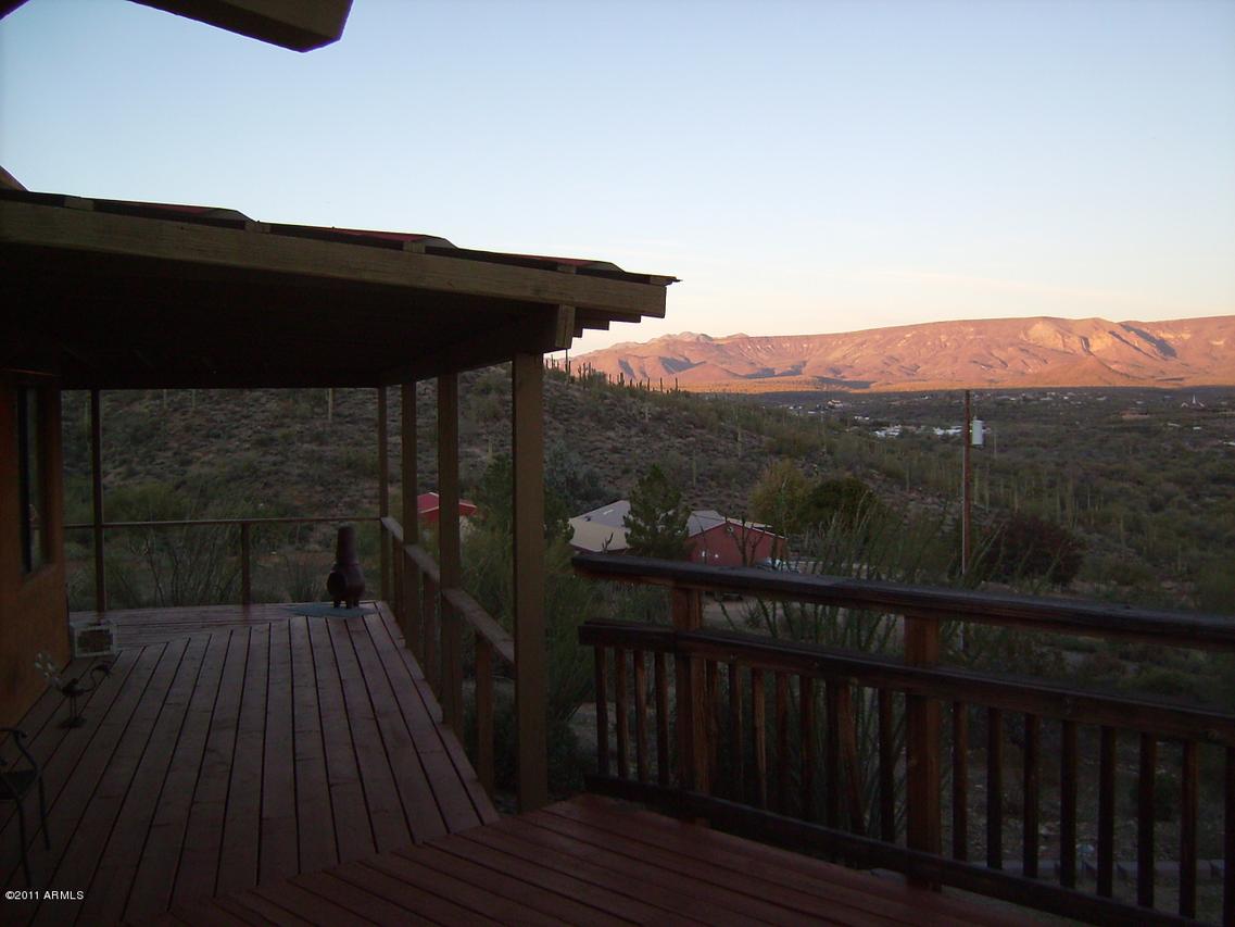 43415 N 11th Ave., New River, AZ 85087
