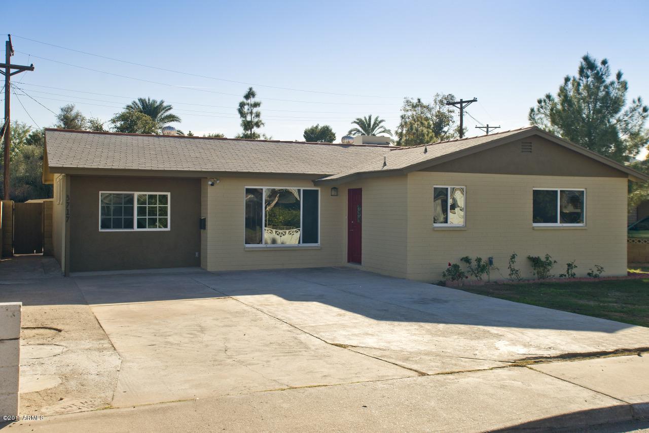 3717 E Sheridan St., Phoenix, AZ 85008