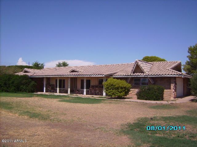 5835 N 83rd Ave., Glendale, AZ 85303