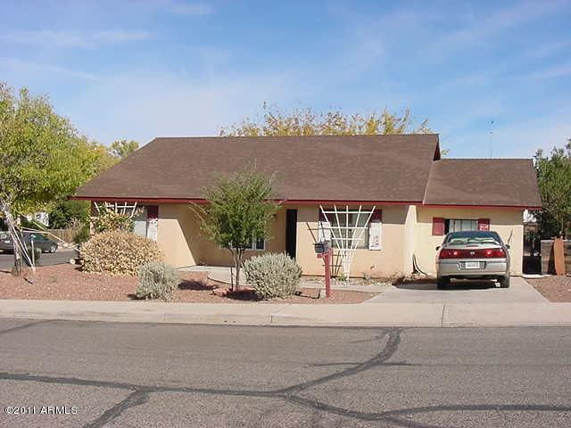 355 N Madison St., Wickenburg, AZ 85390