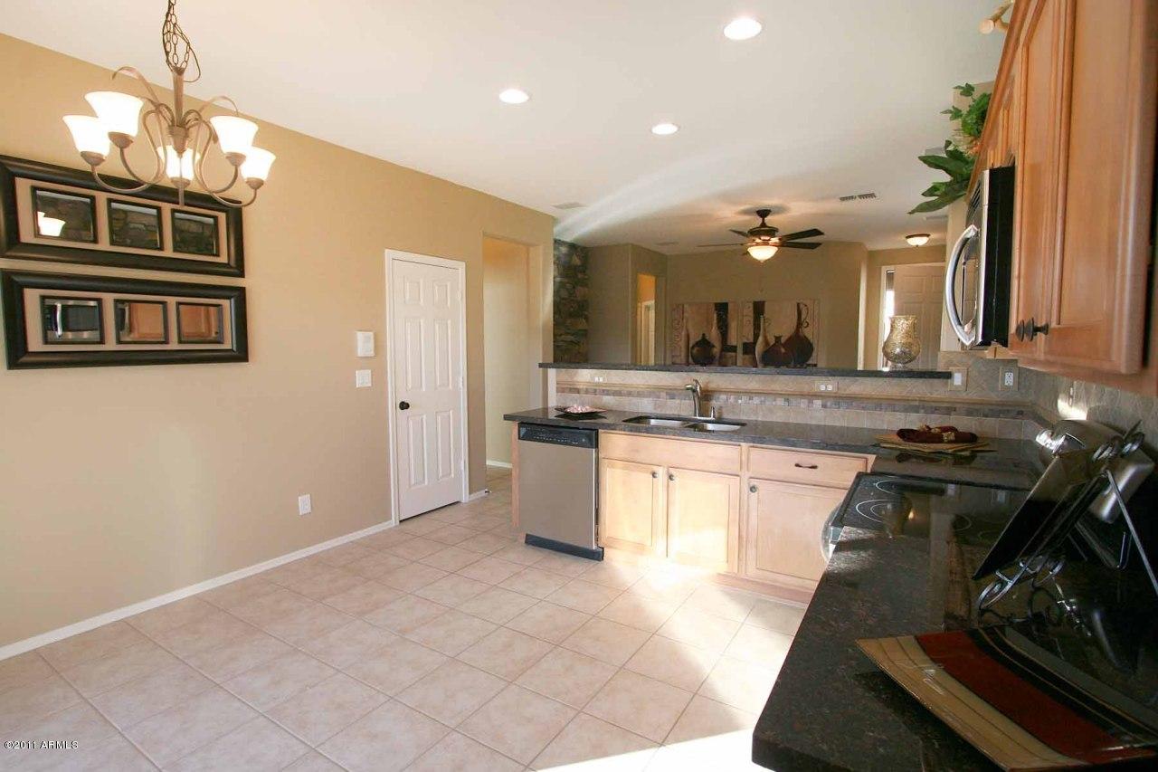 2587 W Patagonia Way, Phoenix, AZ 85086