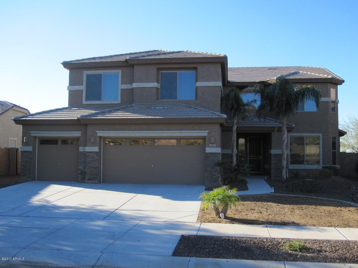 2217 W Red Range Way, Phoenix, AZ 85085